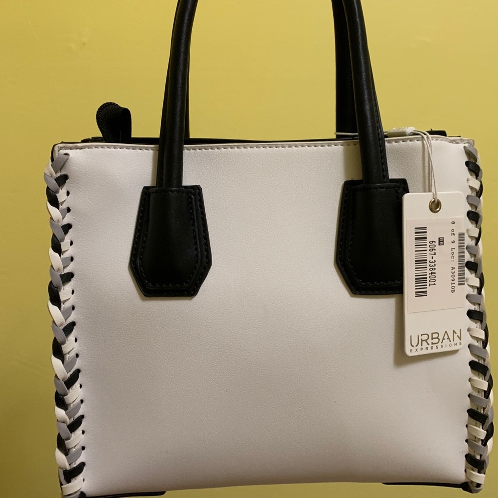 White Satchel w/ crossbody strap